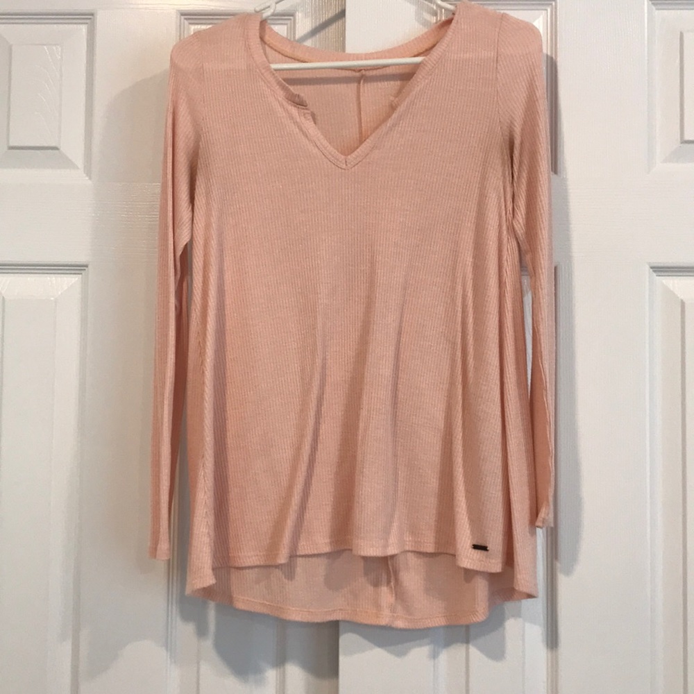 Hollister light pink flowy long-sleeved shirt